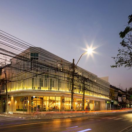 Boxpackers Hostel Phranakorn Bangkok Exterior photo