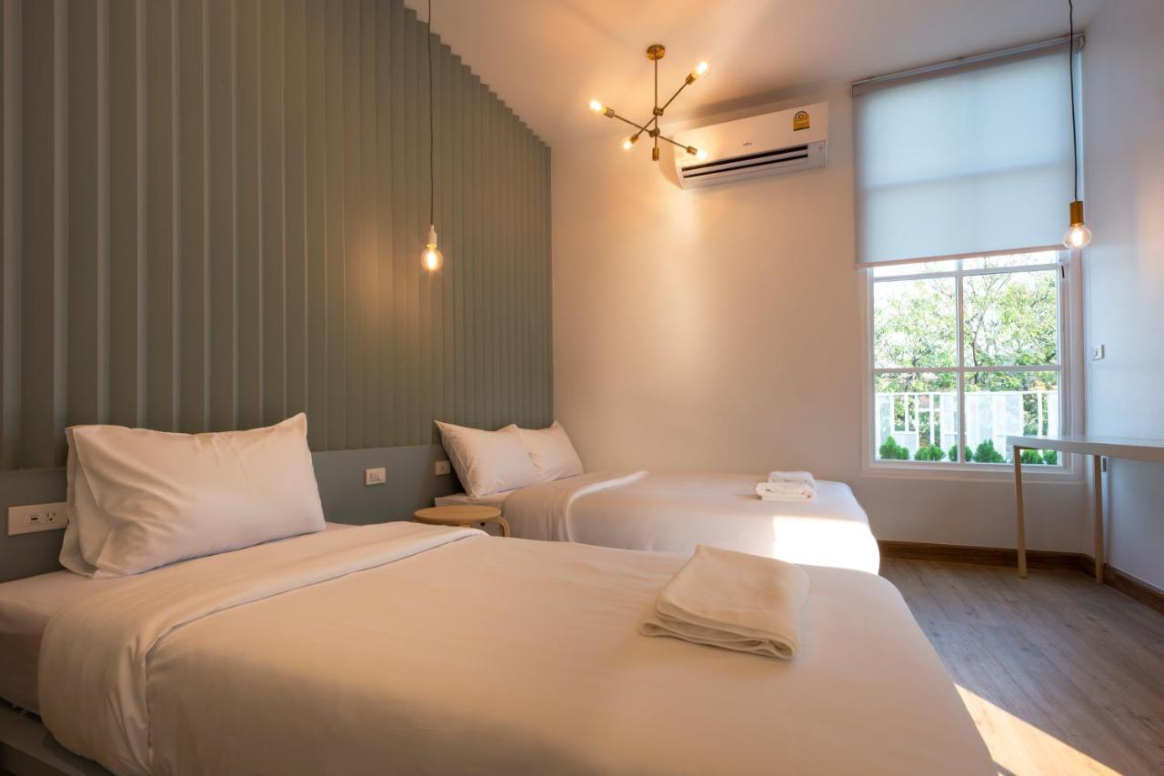 Boxpackers Hostel Phranakorn Bangkok Exterior photo
